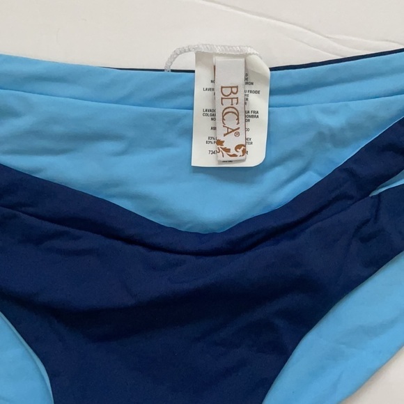 BECCA by Rebecca Virtue Maya jetsetter reversible bikini Navy blue bottoms M - Picture 5 of 7